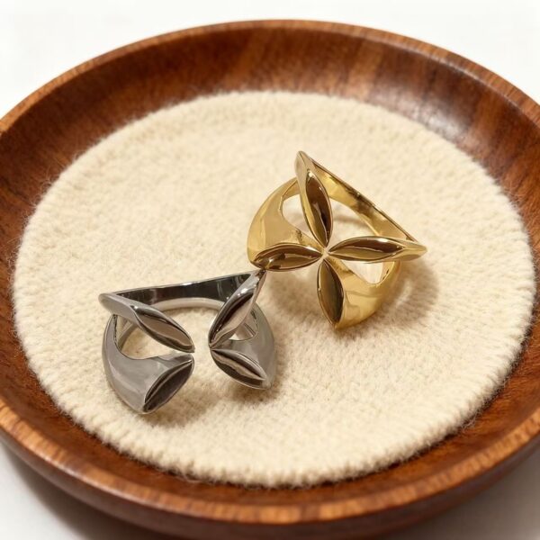 Unique Copper Alloy Adjustable Ring for Men Women Vintage Cross Flower Rings Finger Jewelry Party Birthday Gifts Fashion Jewelry