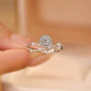 New Fashionable High End Women's Copper Zircon Fashion Ring Shape Exquisite Light Luxury Design Unique Proposal Birthday Gift