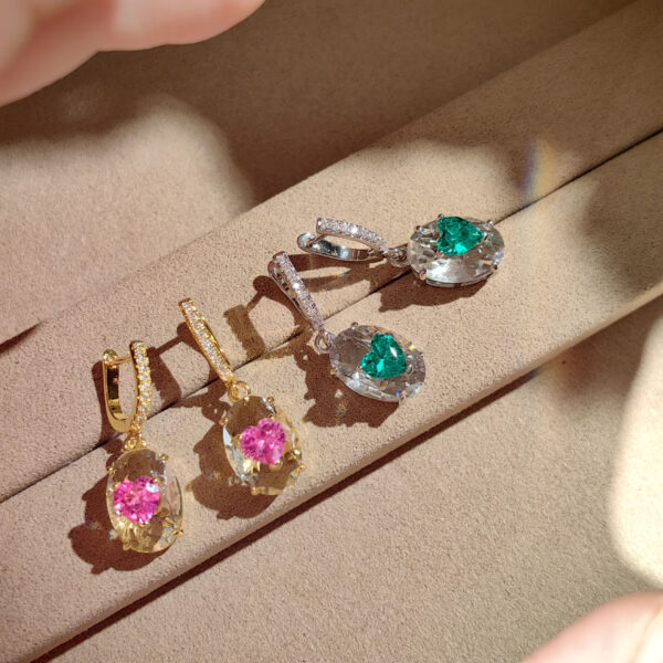 French Retro Style Heart Diamond Encrusted Copper Alloy Fashion Earrings Pigeon Blood Ruby for Women